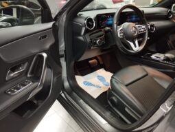 
										Mercedes Benz A200d progressive full									