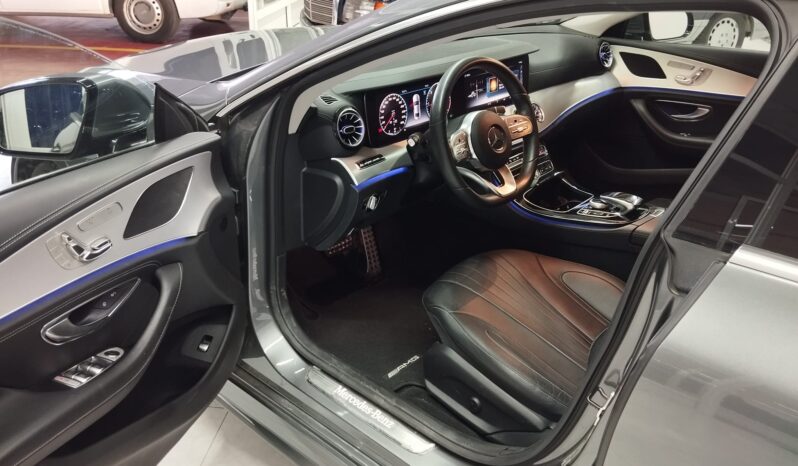 
								Mercedes Benz CLS 300d full									